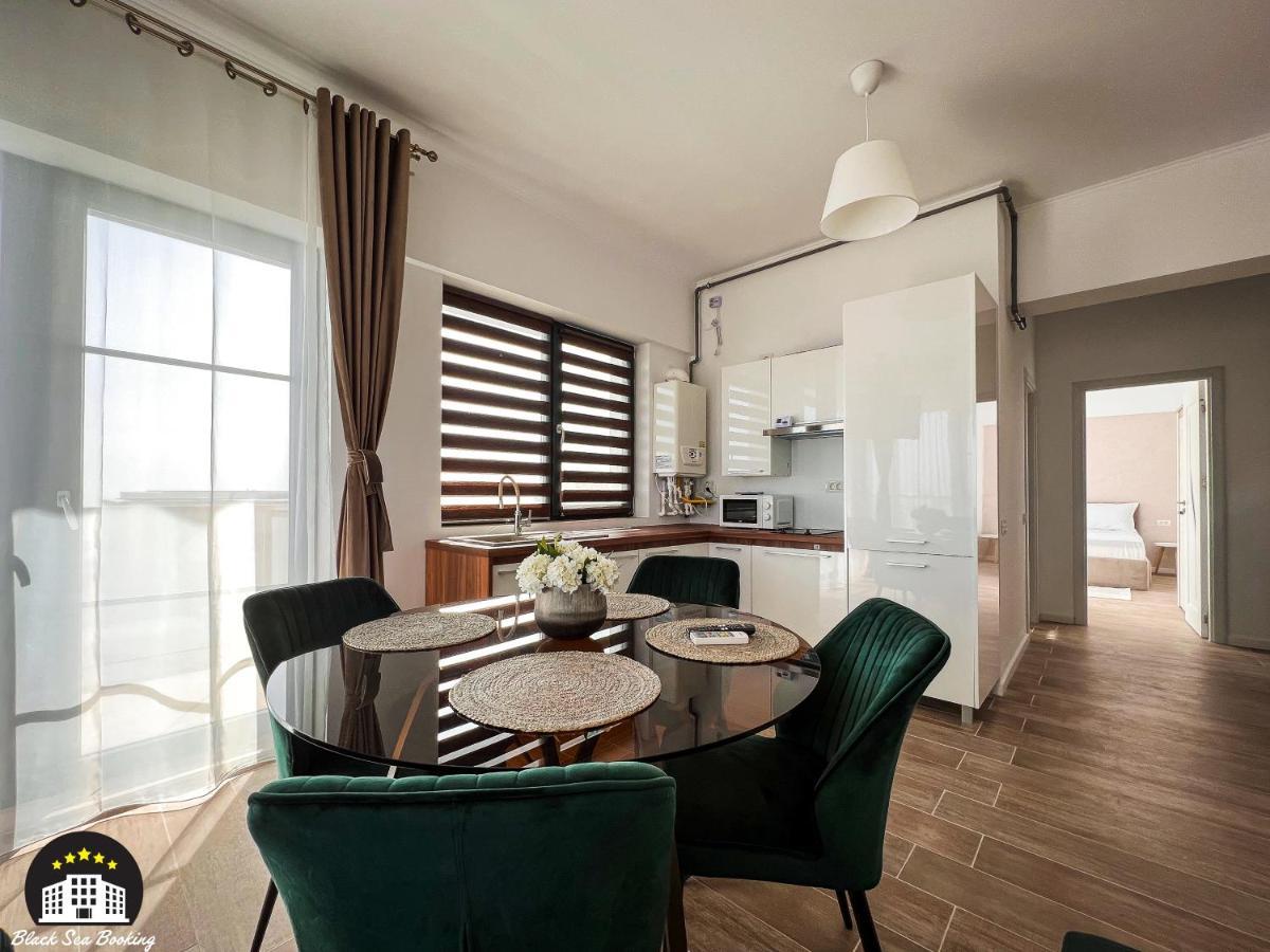 Black Sea Booking - Dubai นาโวดาริ ภายนอก รูปภาพ