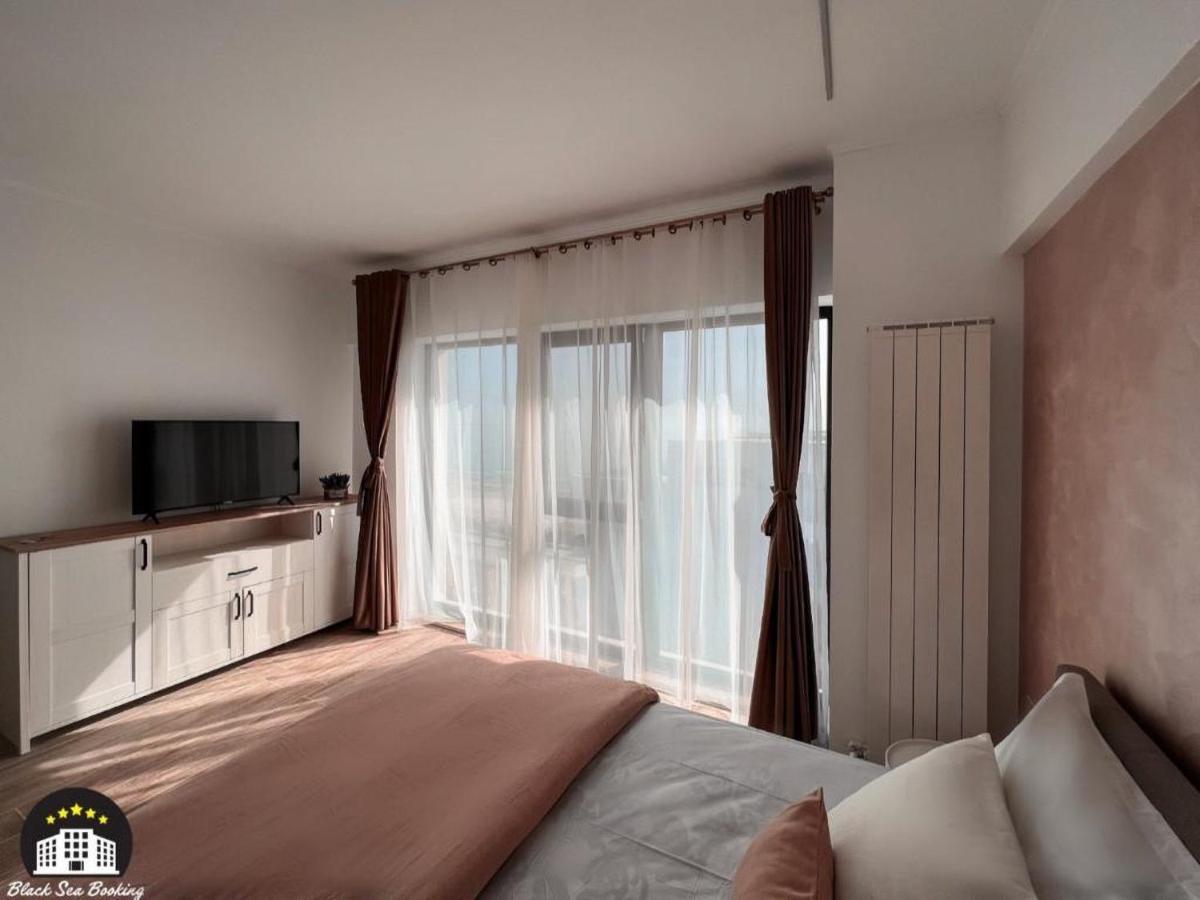 Black Sea Booking - Dubai นาโวดาริ ภายนอก รูปภาพ